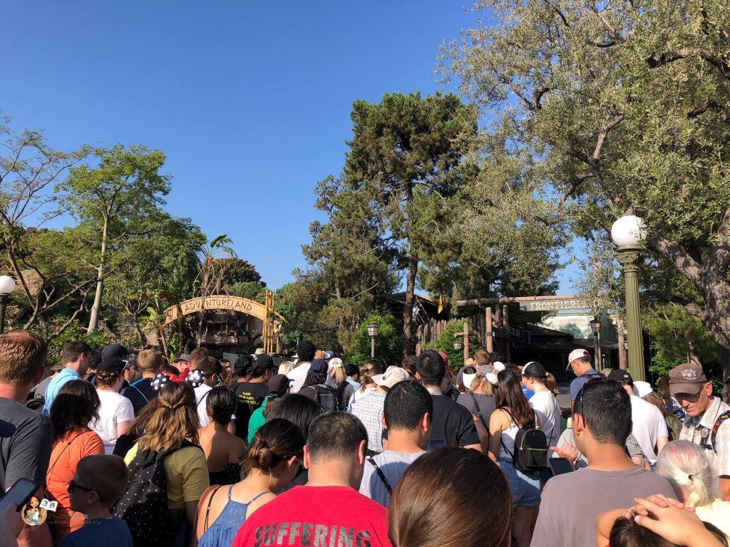 Rope Drop at Frontierland Disneyland Galaxy's Edge